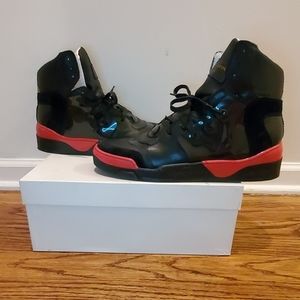 Marc Jacob's High Tops Sneaker